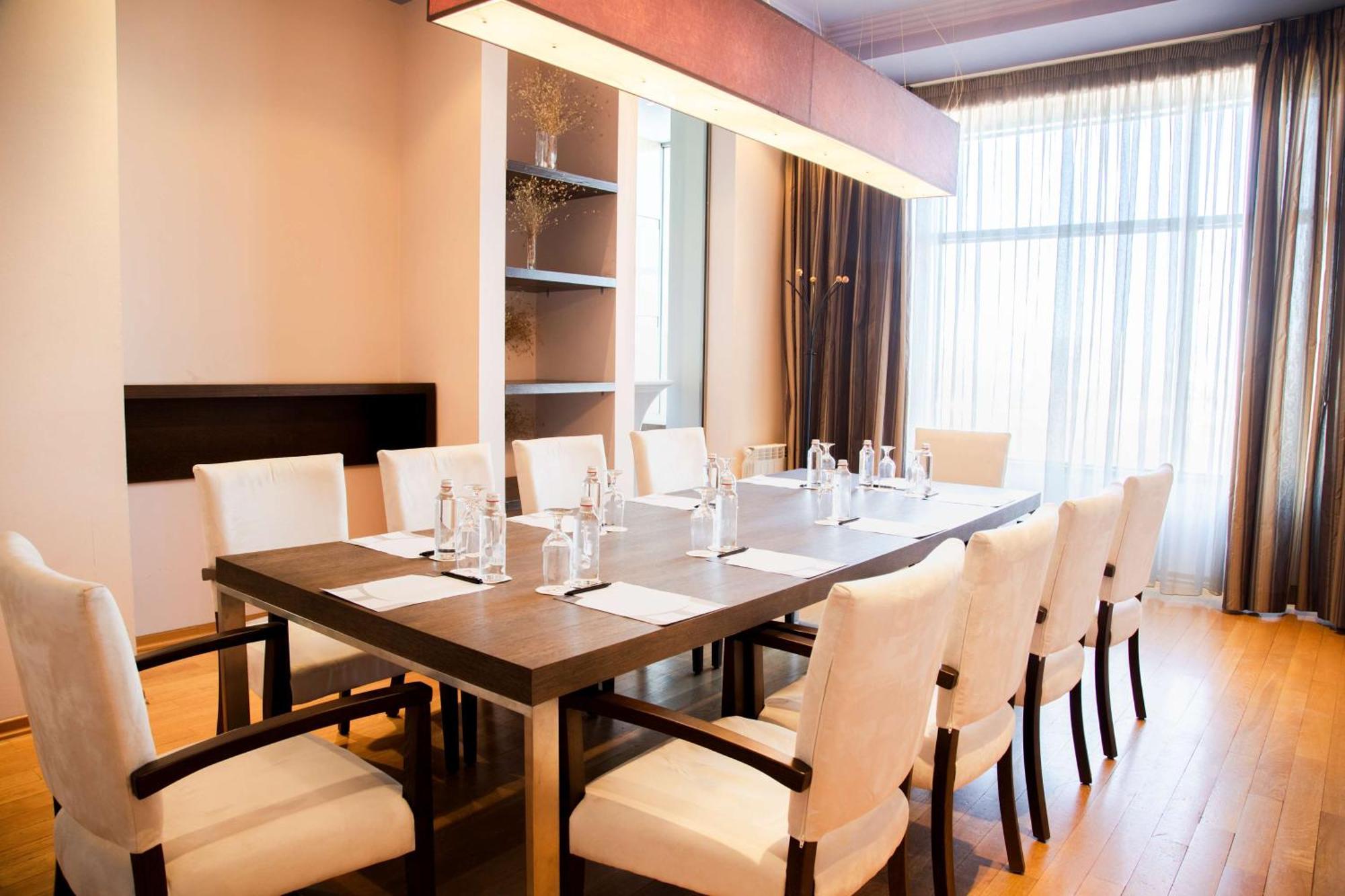 Metropolitan Sofia, A Member Of Radisson Individuals Hotel